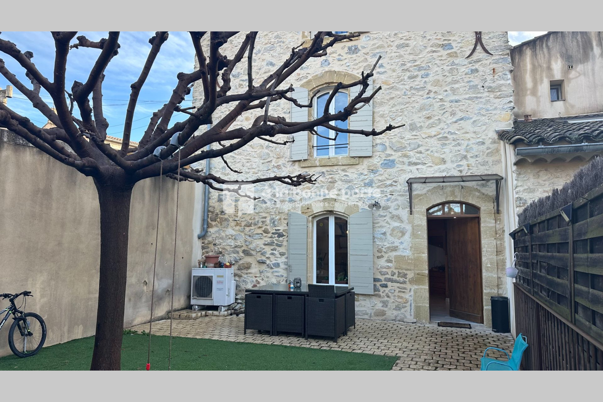 Agence immobilière de à la bonne porte