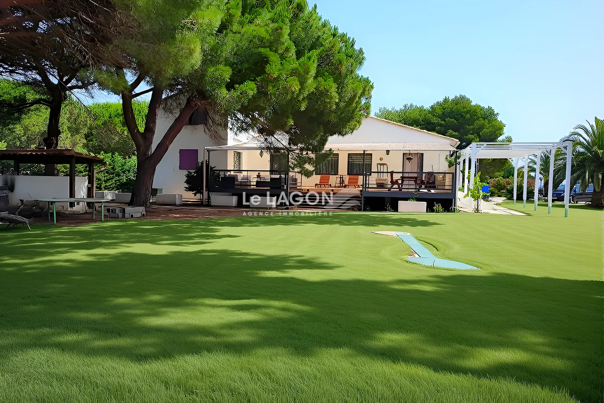 Agence immobilière de LE LAGON IMMOBILIER