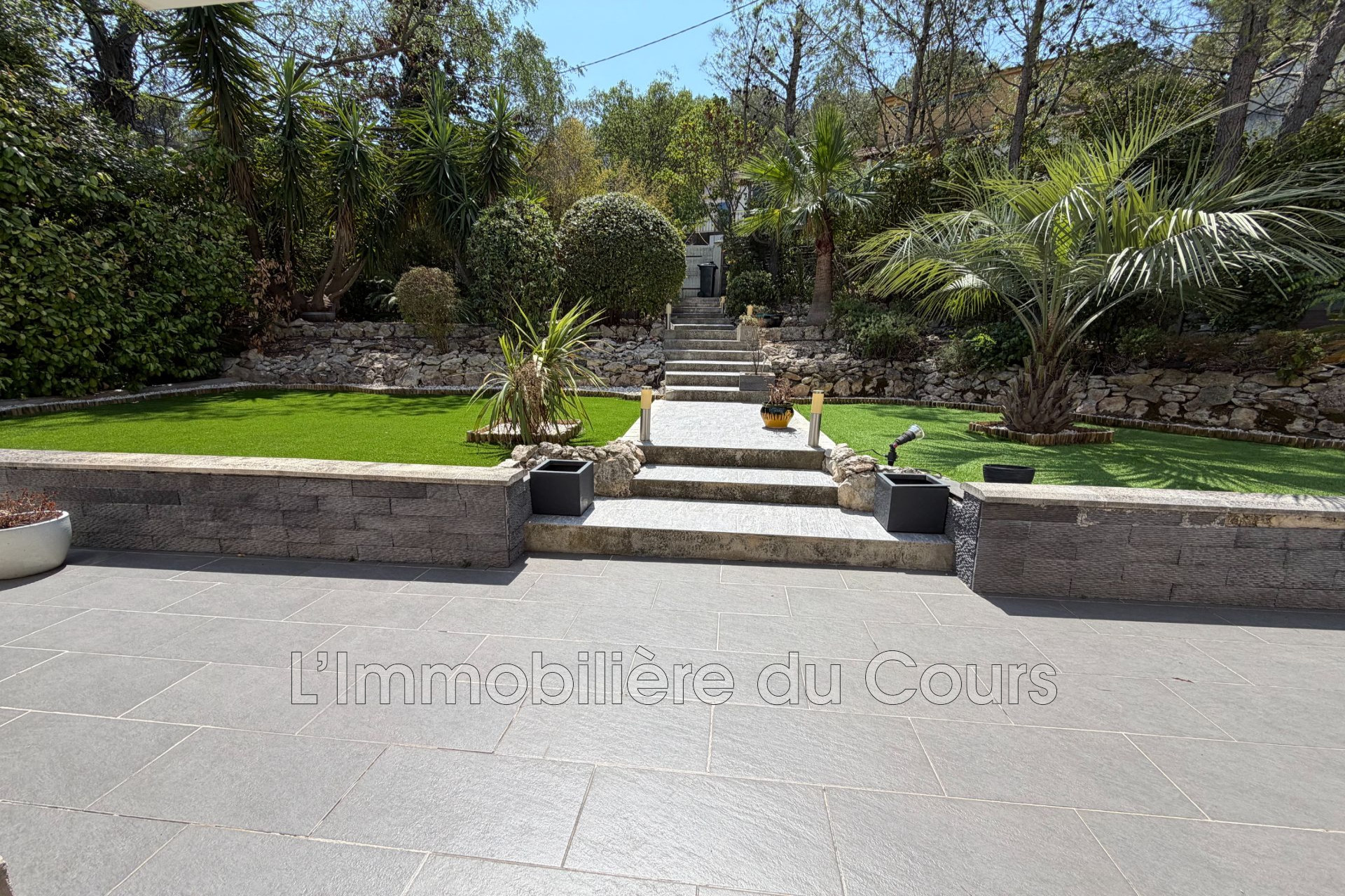 Agence immobilière de L'Immobilière du Cours