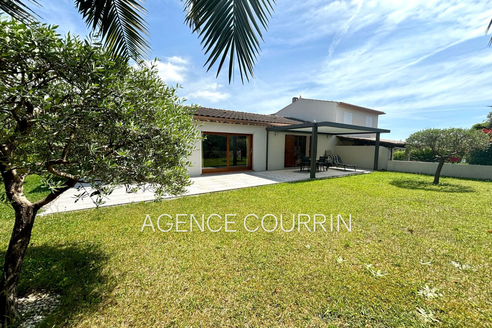Agence immobilière de Agence Courrin