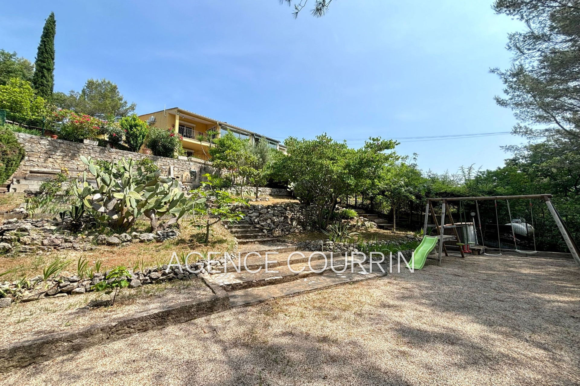 Agence immobilière de Agence Courrin