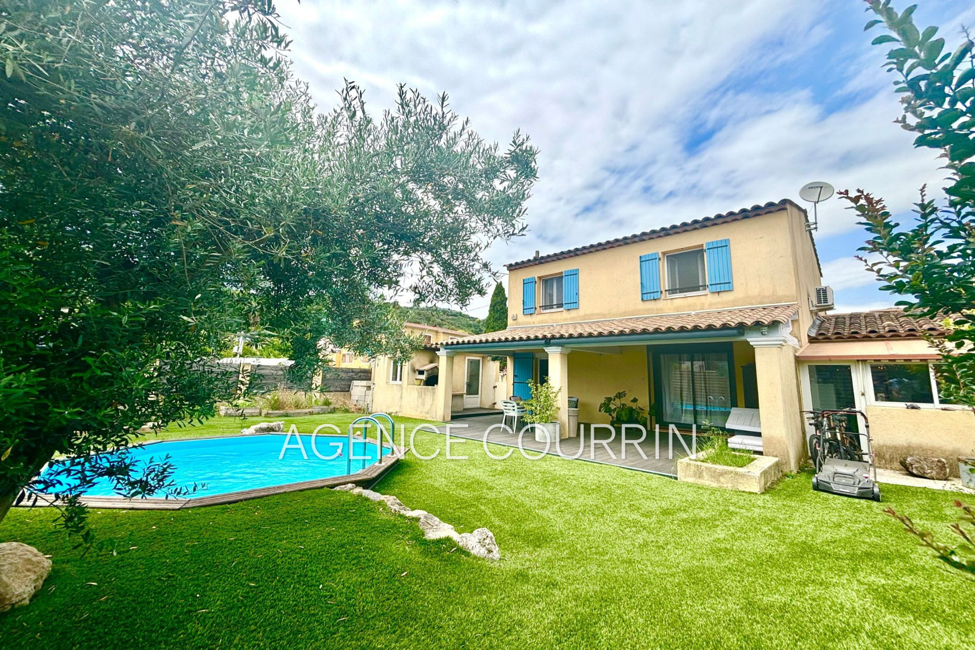 Agence immobilière de Agence Courrin