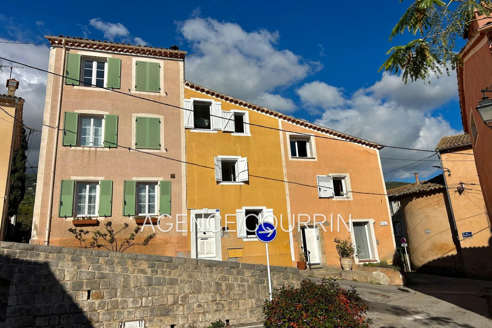 Agence immobilière de Agence Courrin