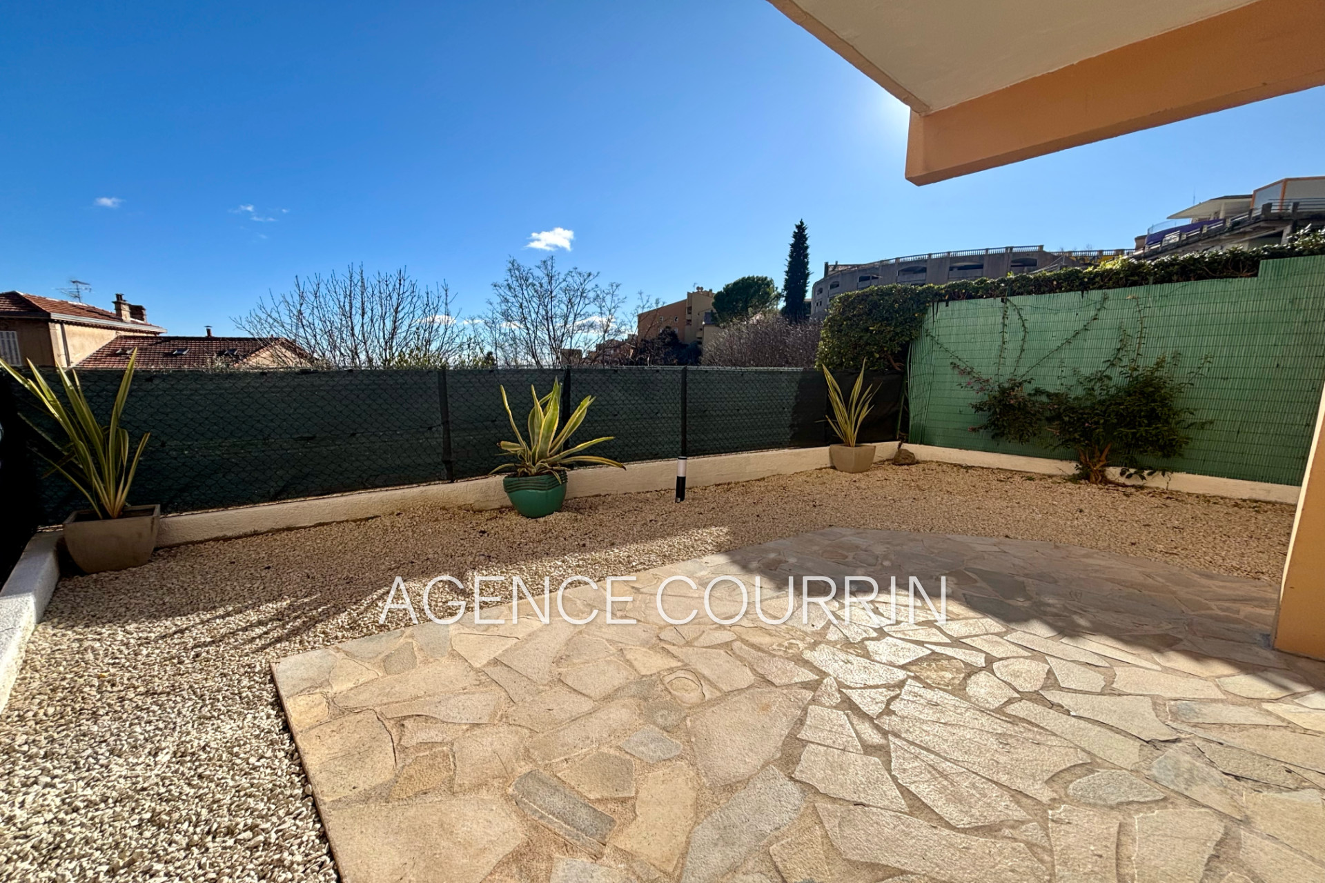 Agence immobilière de Agence Courrin