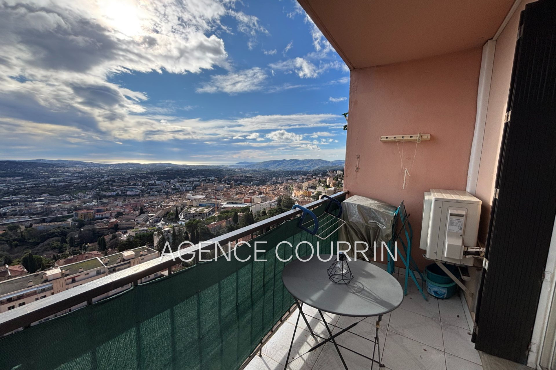 Agence immobilière de Agence Courrin