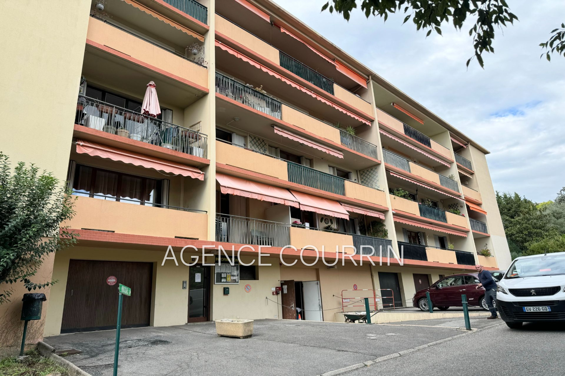 Agence immobilière de Agence Courrin