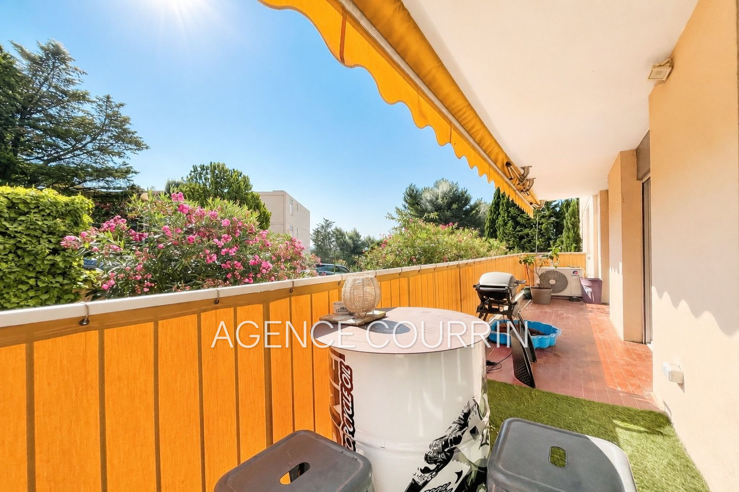 Agence immobilière de Agence Courrin
