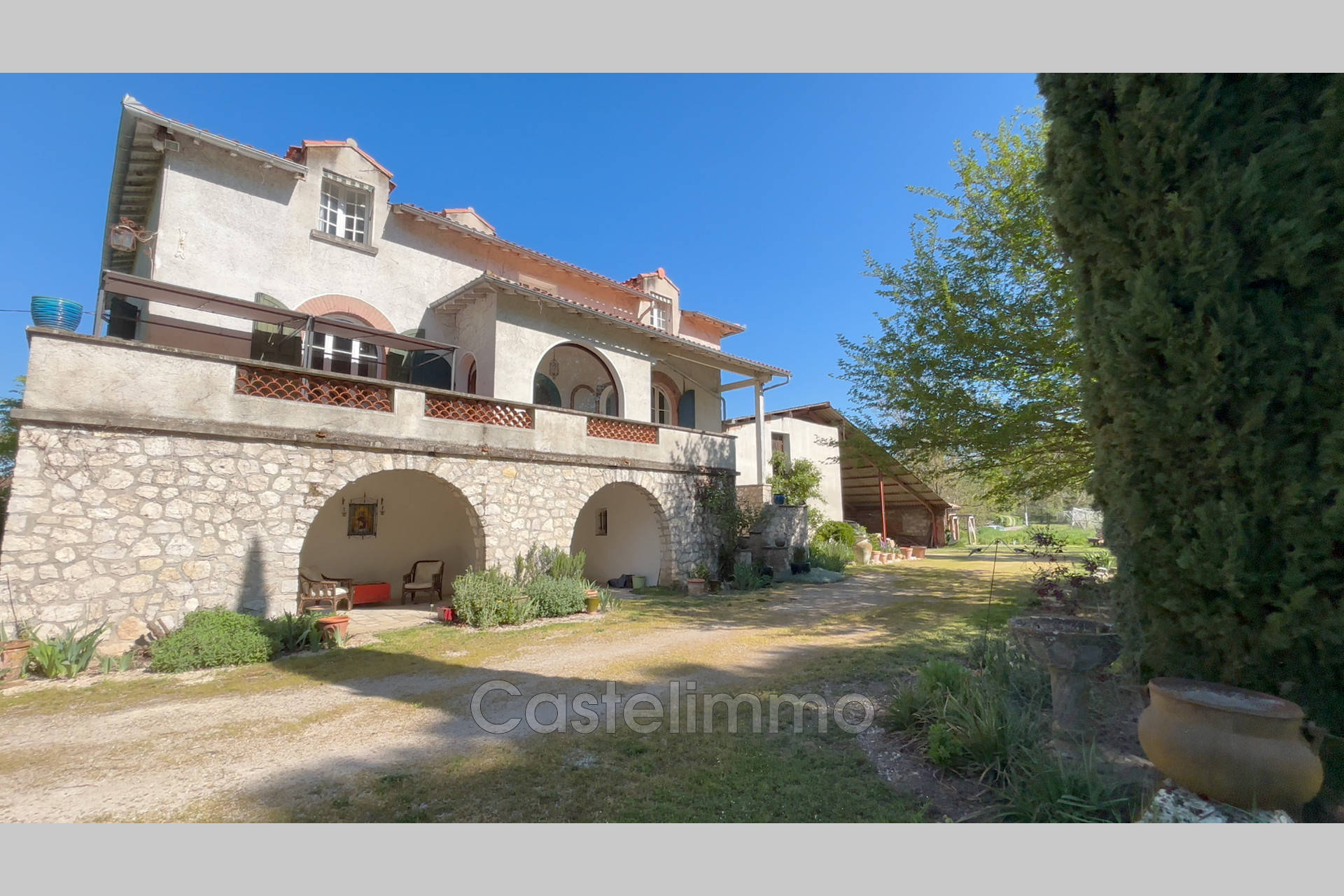 Agence immobilière de Castelimmo