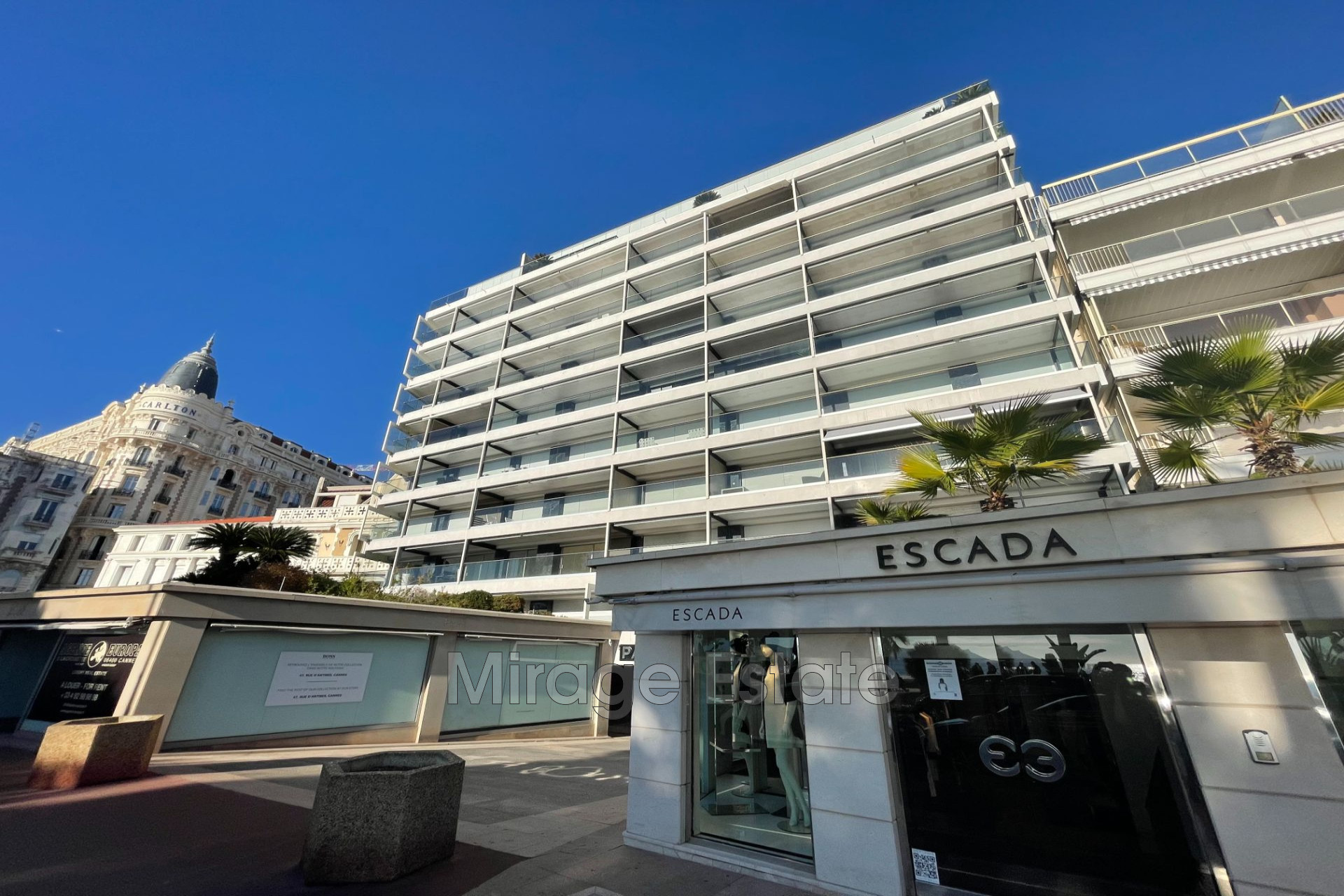Cannes Prestigious 4-Room Apartment for Sale — photo 4 of 7