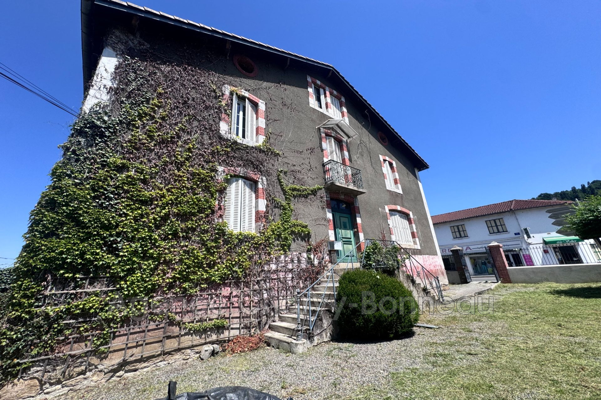 Agence immobilière de Agence Charvy Bonneau