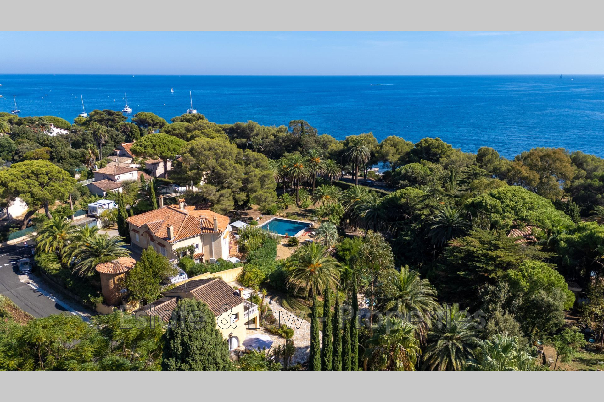 Agence immobilière de Estate & Law - Properties