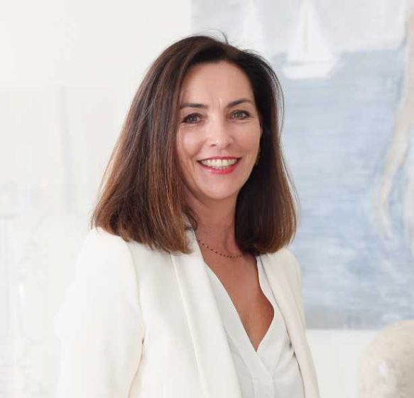 Nathalie HUC