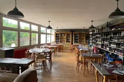 Professionnel  Saint-Léonard-des-Bois  