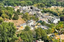 Professionnel  Saint-Léonard-des-Bois  