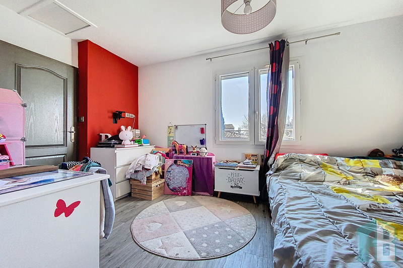 Location maison Eyguières  