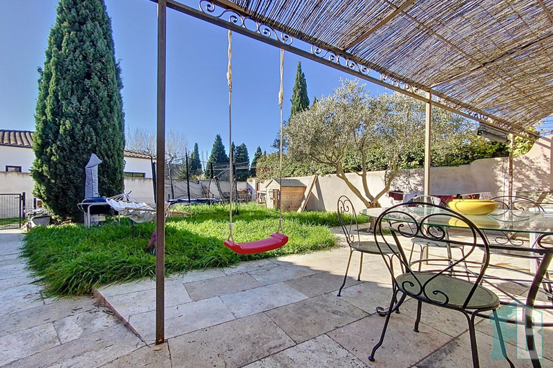 Location maison Eyguières  