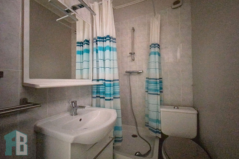 Location appartement Eyguières  
