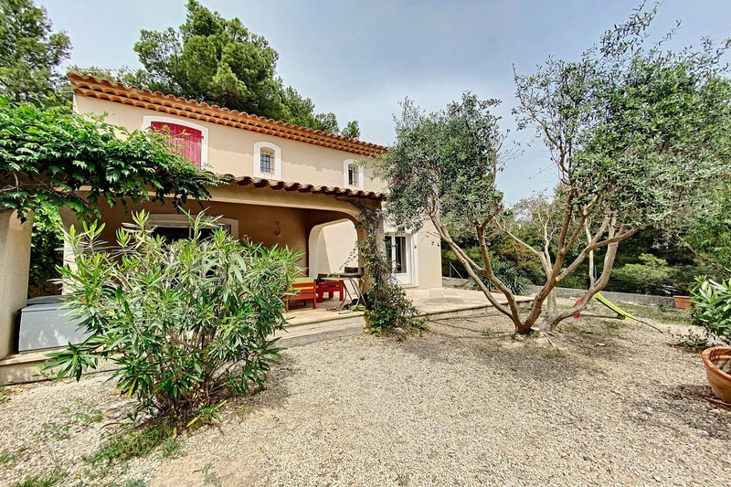 Villa Aureille Proche village,   achat villa  2 chambres   103&nbsp;m&sup2;