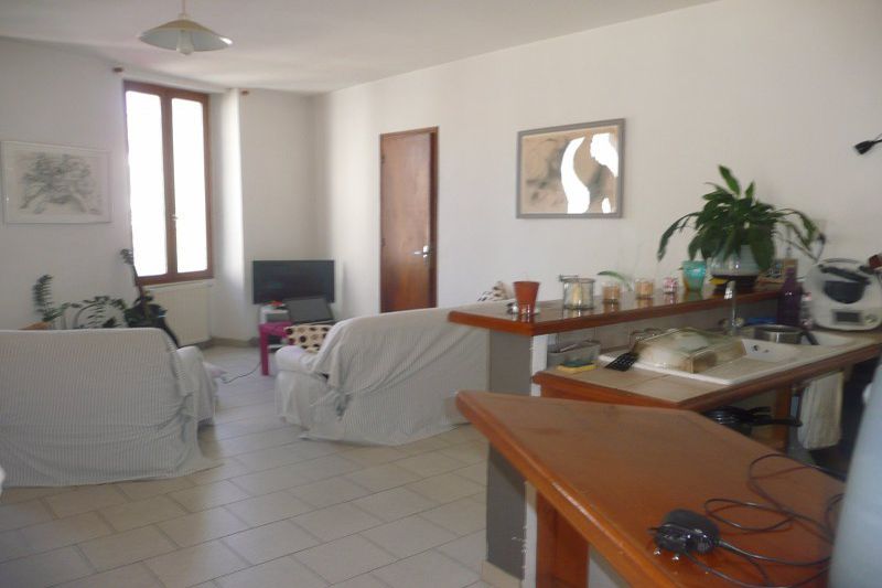 Photo Appartement Sault Location appartement 4 pièces 70 m²