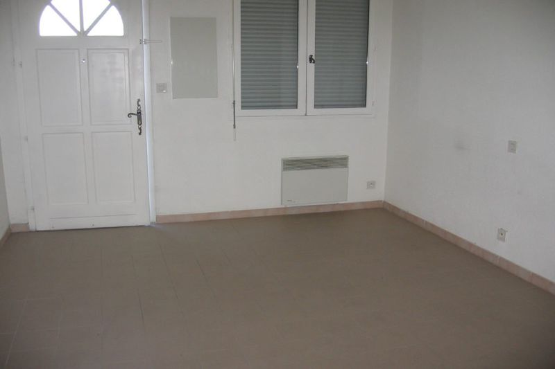 Photo Appartement Carpentras Location appartement 1 pièce 35 m²