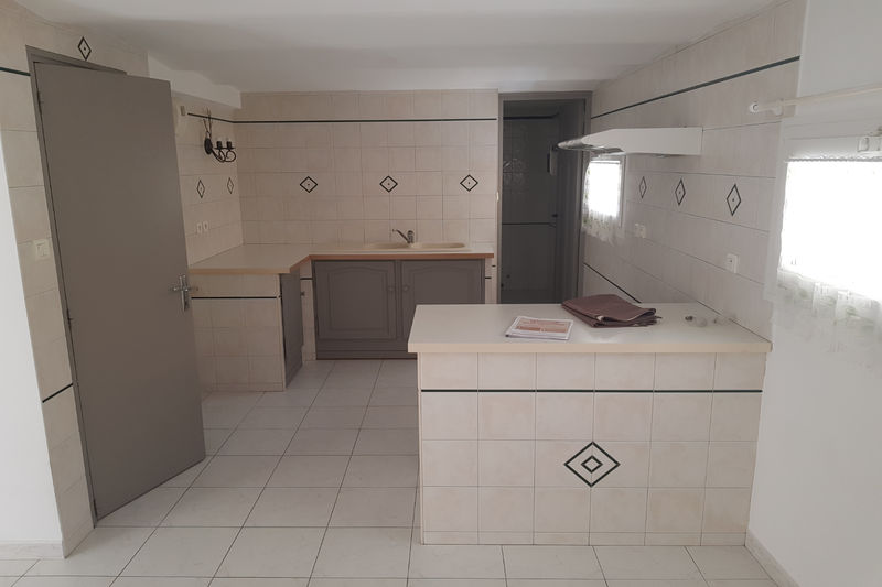 Photo Apartment Carpentras Proche leclerc, Rentals apartment 2 rooms 40 m²