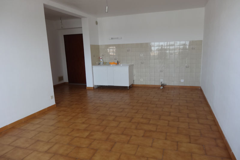 Photo Apartment Carpentras Proche gare, Rentals apartment 2 rooms 40 m²