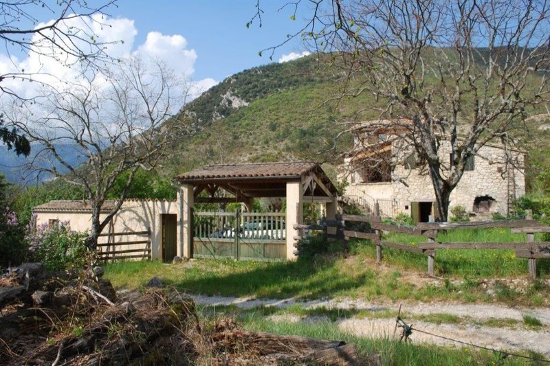 Photo Propriété Montbrun-les-Bains Campagne, achat propriété 4 chambres 300 m²