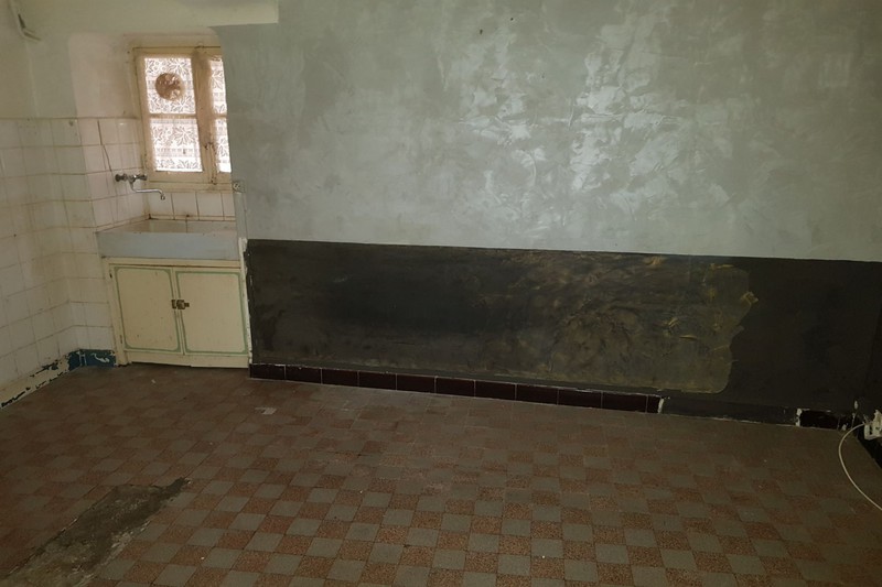 Photo Immeuble Saint-Didier Village, Professionnel immeuble 6 rooms 150 m²