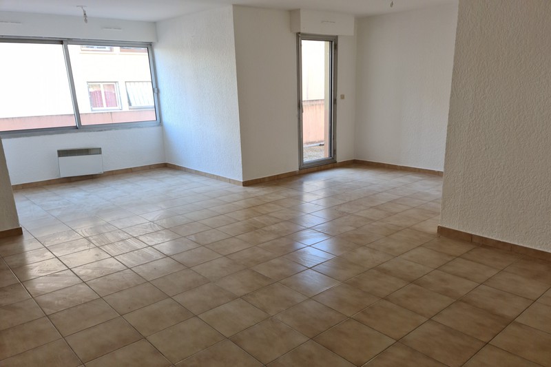 Photo Apartment Carpentras Proche lycee fabre, to buy apartment 4 rooms 92 m²