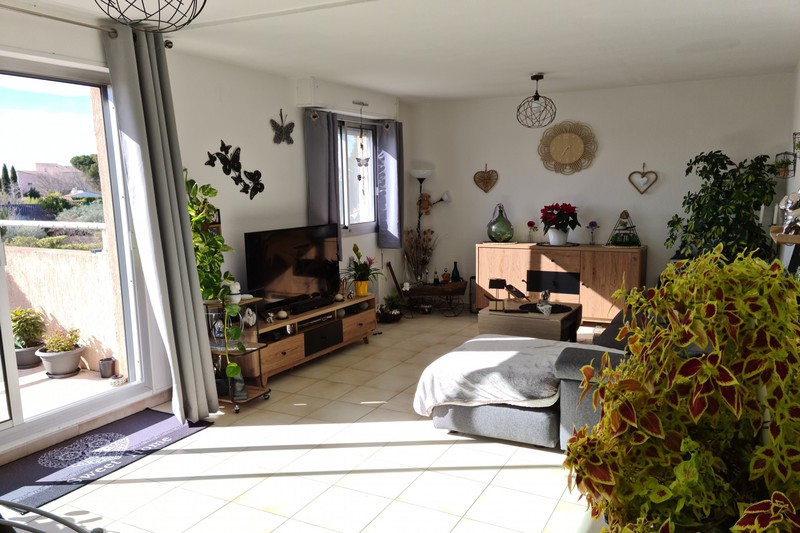 Photo Apartment Carpentras Proche lycee fabre,   to buy apartment  4 rooms   67&nbsp;m&sup2;