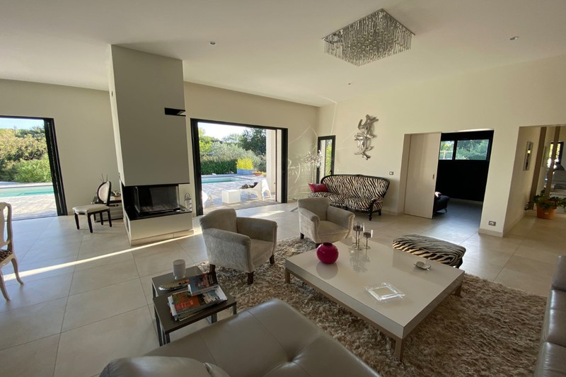 Photo Villa Saint-Mathieu-de-Tréviers achat villa 3 chambres 190 m²