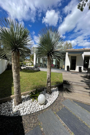 Vente villa contemporaine Saint-Clément-de-Rivière  