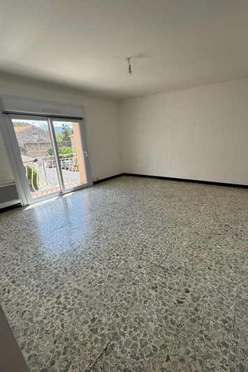 Appartement Saint-Jean-Pla-de-Corts Village,  Location appartement  3 pièces   52&nbsp;m&sup2;