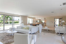 Location saisonnière maison contemporaine Grimaud  