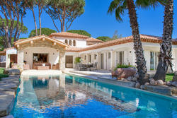 Location saisonnière villa Grimaud  