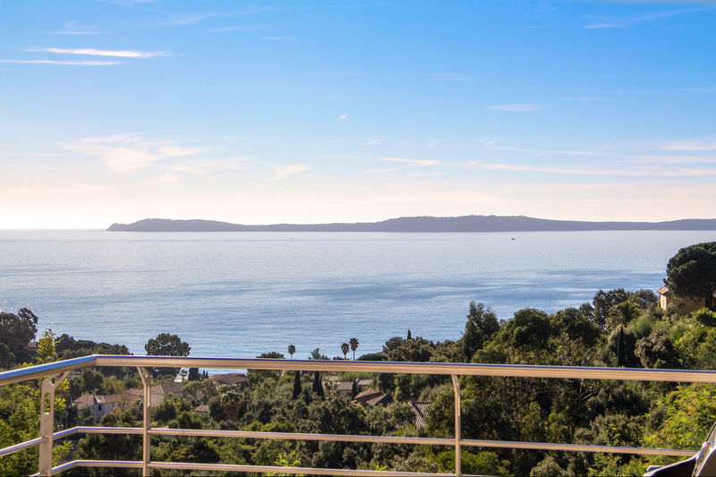 Vente villa Rayol-Canadel-sur-Mer Vente villa Rayol-Canadel-sur-Mer Villa Rayol-Canadel-sur-Mer Golfe de st tropez, achat villa 3 chambres 180 m²
