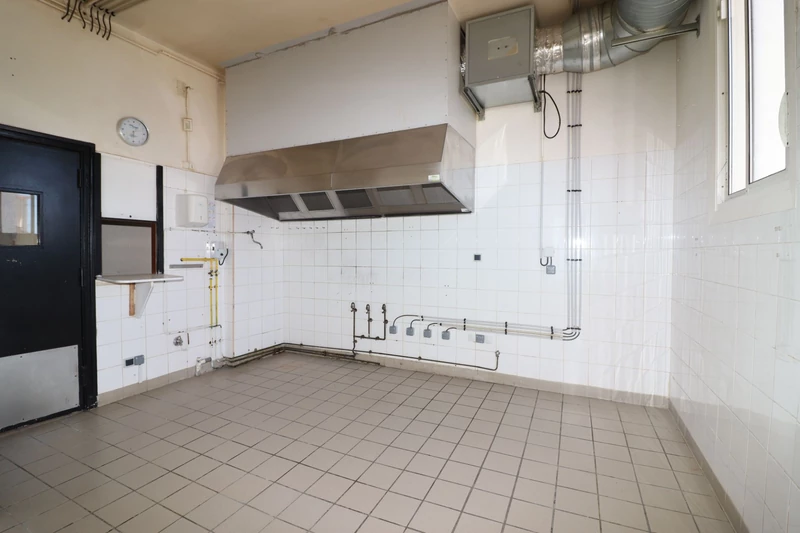 Professionnel local commercial Canet-en-Roussillon  