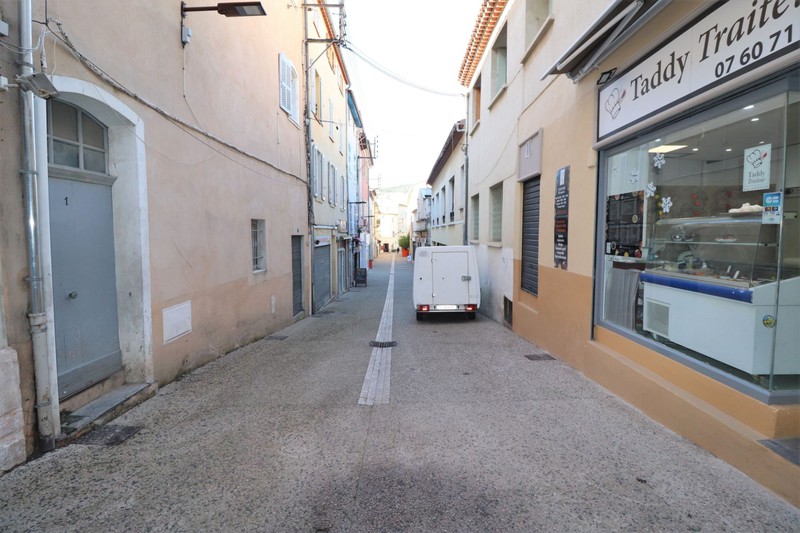 Photo Local professionnel La Ciotat Centre-ville, Professionnel local professionnel 36 m²
