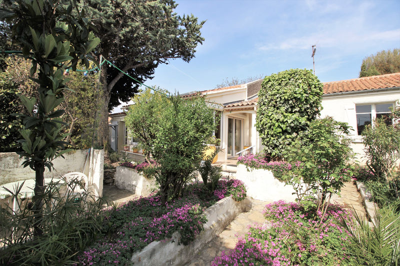 vente Maison Saint-cyr-sur-mer Centre-ville Maison Saint-Cyr-sur-Mer Centre-ville, achat maison 4 chambres 116 m²