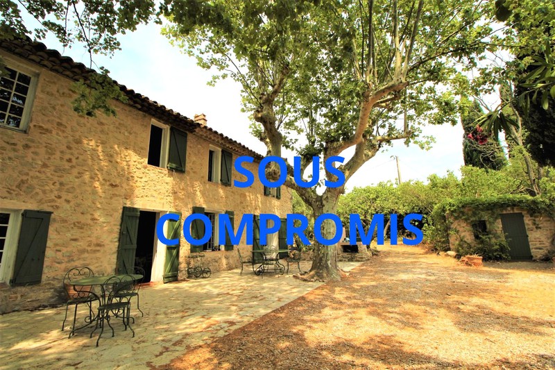 Photo Mas Le Castellet achat mas 5 chambres 230 m²