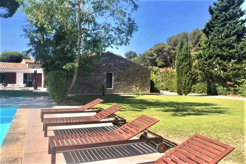Photo Villa Saint-Cyr-sur-Mer achat villa 3 chambres 152 m²