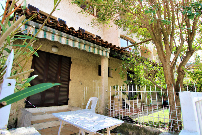 vente Appartement Le beausset Centre-ville Appartement Le Beausset Centre-ville, achat appartement 1 pièce 23 m²