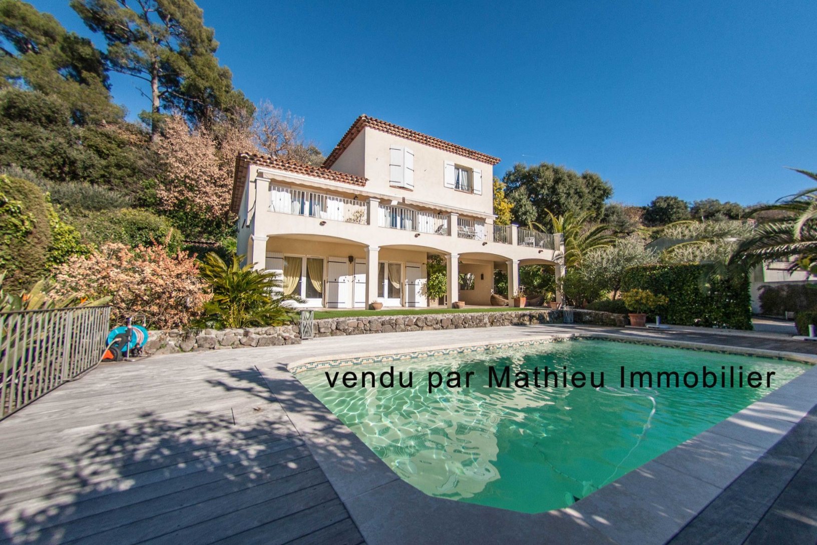 Vente Maison Biot 06410 895 000 Twimmo Com