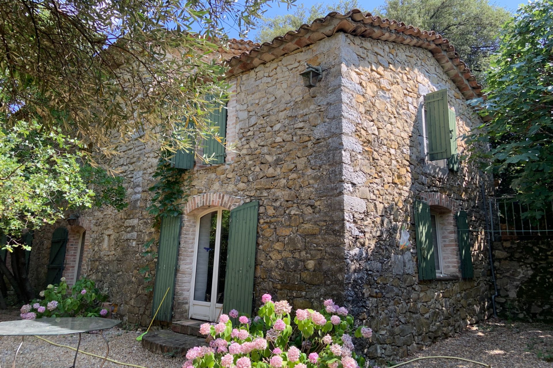 4 Bedroom Mas For Saleanduzeanduze 175 M