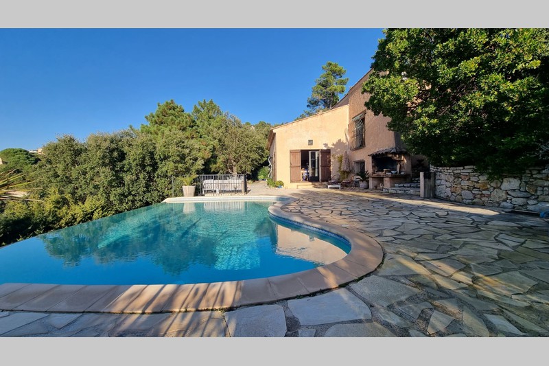 Photo n°1 - Vente Maison villa provençale Les Issambres 83380 - 627 000 €