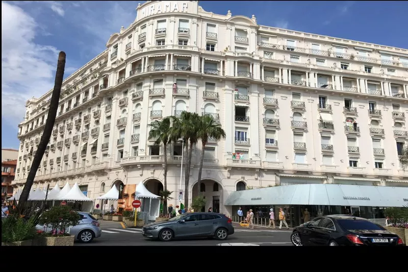 Appartement Cannes Centre-ville (banane),  Location saisonnière appartement  1 pièce   20&nbsp;m&sup2;