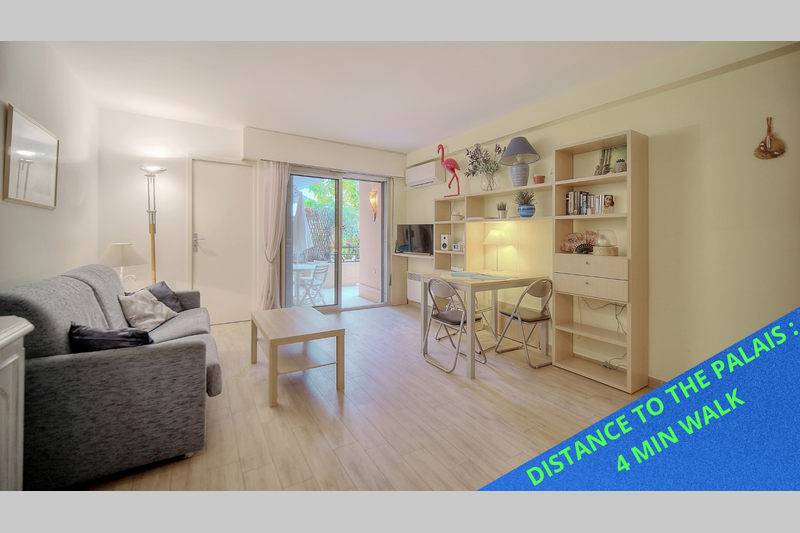 Apartment Cannes Centre-ville (banane),  Vacation rental apartment  2 rooms   37&nbsp;m&sup2;
