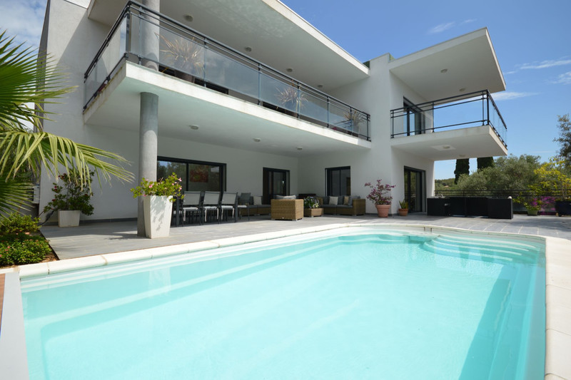 Villa Vallauris Super cannes,  Location saisonnière villa  5 pièces   200&nbsp;m&sup2;