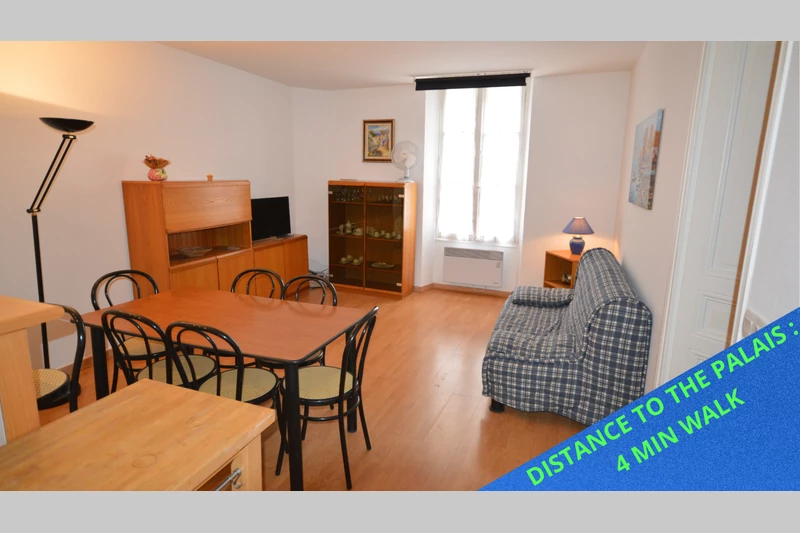 Apartment Cannes Centre-ville (banane),  Vacation rental apartment  2 rooms   40&nbsp;m&sup2;