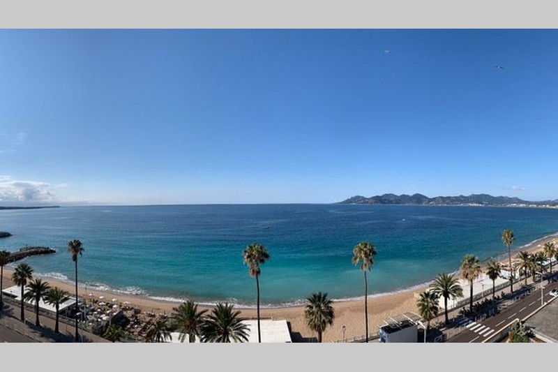 Apartment Cannes Plages du midi,  Vacation rental apartment  4 rooms   80&nbsp;m&sup2;